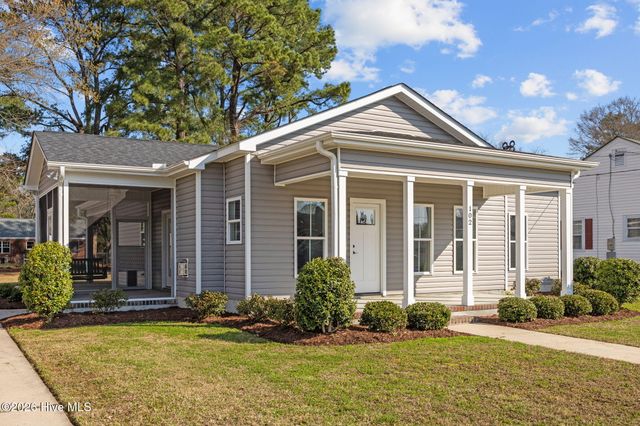 102 E Purvis Street, Robersonville, NC 27871