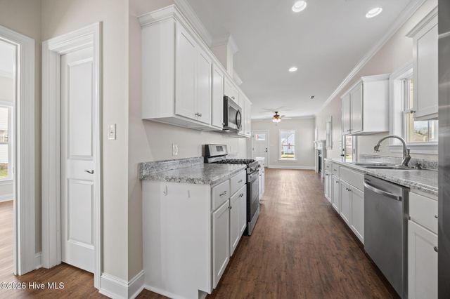 102 E Purvis Street, Robersonville, NC 27871