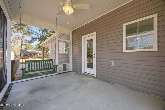 102 E Purvis Street, Robersonville, NC 27871