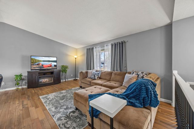 6601 Cherokee Lane N, Brooklyn Park, MN 55428