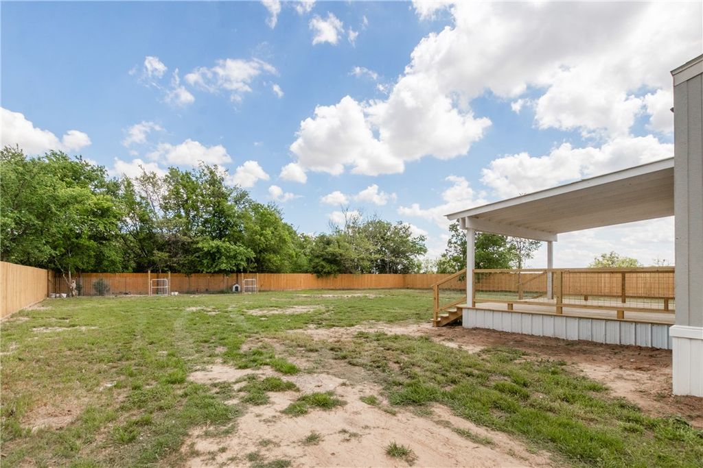 335 COUNTY ROAD 352, Gause, TX 77857 — photo 5