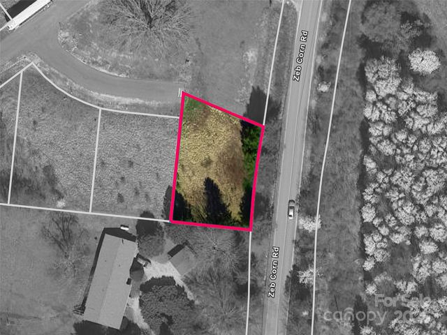 30 Olde Oak Court, Hendersonville, NC 28792