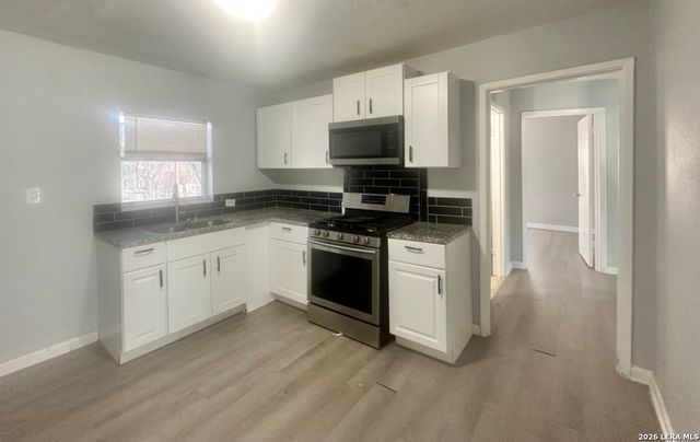 1307 W Hermosa, San Antonio, TX 78201