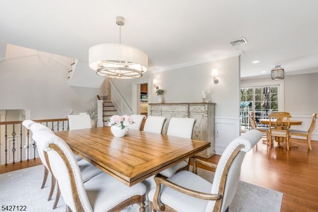 7 Oxbow Dr, New Providence Boro, NJ 07974