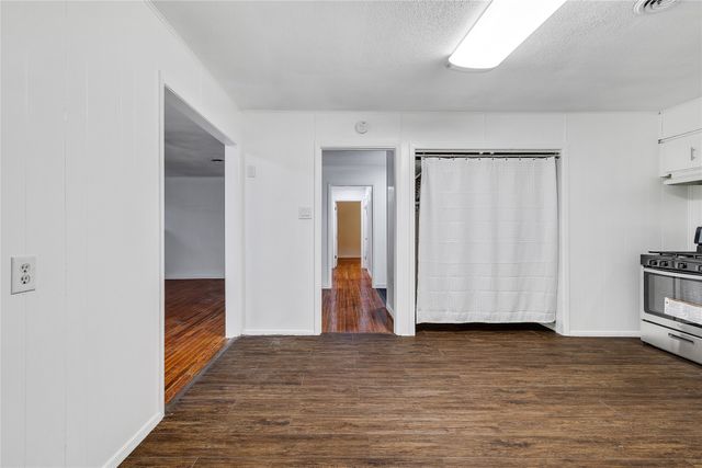 7108 Willis Avenue, Fort Worth, TX 76116