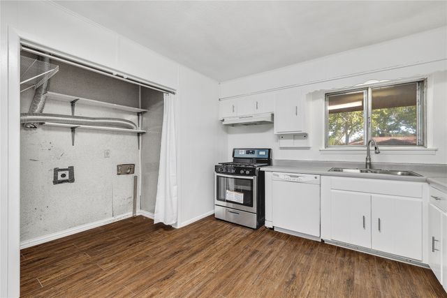 7108 Willis Avenue, Fort Worth, TX 76116