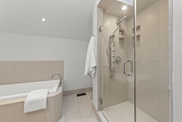 610 City Park Avenue, Columbus, OH 43206