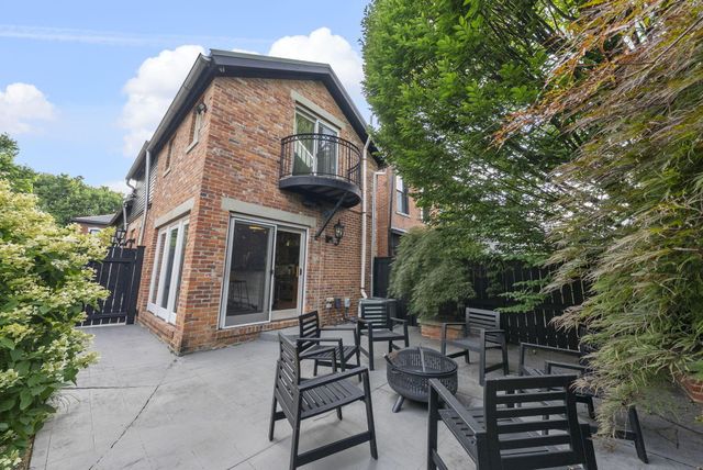 610 City Park Avenue, Columbus, OH 43206