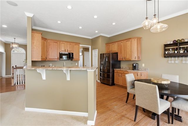 2035 Majestic Dr, North Strabane, PA 15317