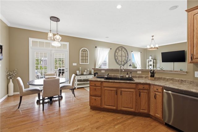 2035 Majestic Dr, North Strabane, PA 15317