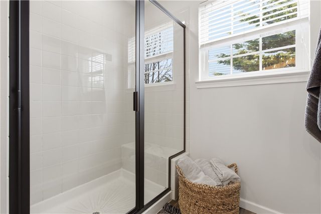 2035 Majestic Dr, North Strabane, PA 15317