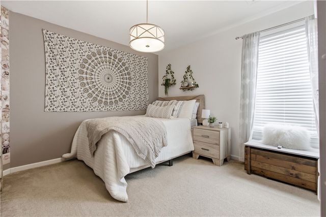 2035 Majestic Dr, North Strabane, PA 15317