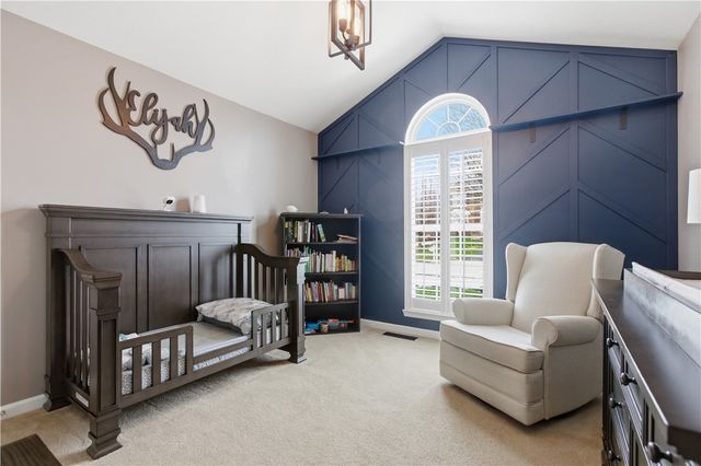 2035 Majestic Dr, North Strabane, PA 15317