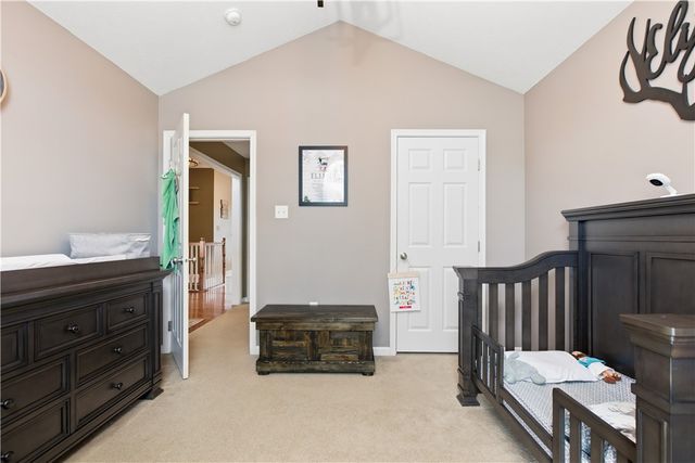 2035 Majestic Dr, North Strabane, PA 15317