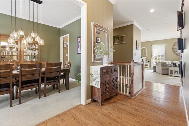 2035 Majestic Dr, North Strabane, PA 15317