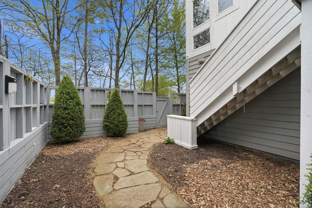 10 Tryon Farm Lane F10, Michigan City, IN 46360