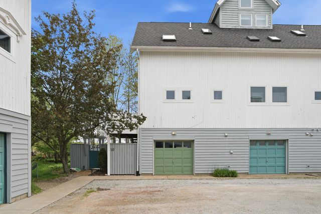 10 Tryon Farm Lane F10, Michigan City, IN 46360
