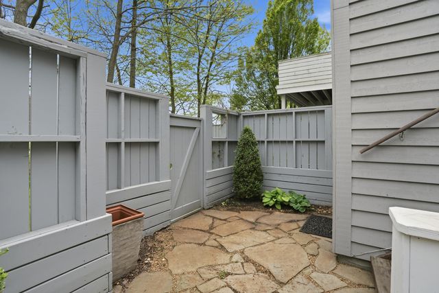 10 Tryon Farm Lane F10, Michigan City, IN 46360