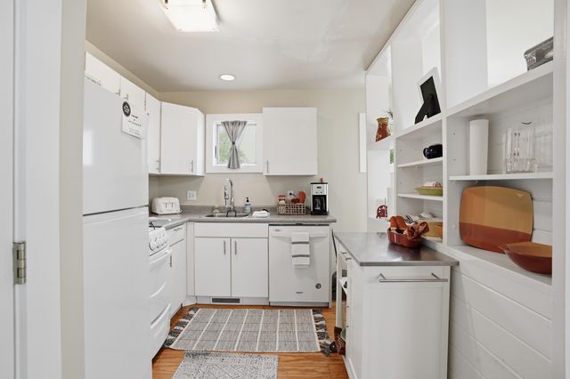 10 Tryon Farm Lane F10, Michigan City, IN 46360