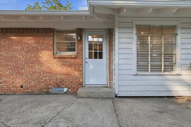 6607 E Mockingbird Lane, Dallas, TX 75214