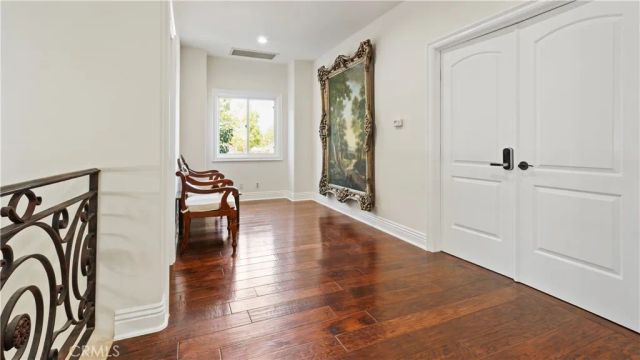 5128 Avenida Hacienda, Tarzana, CA 91356