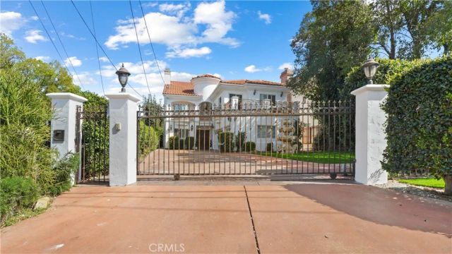 5128 Avenida Hacienda, Tarzana, CA 91356
