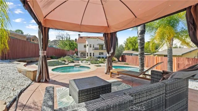 5128 Avenida Hacienda, Tarzana, CA 91356