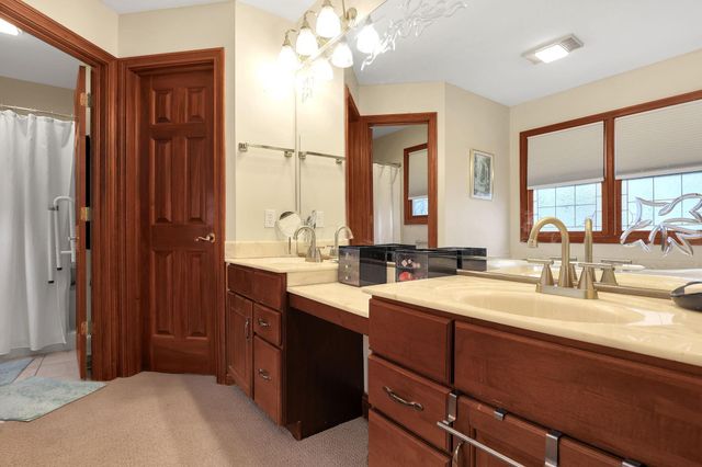 235 E Hocking Street, Canal Winchester, OH 43110