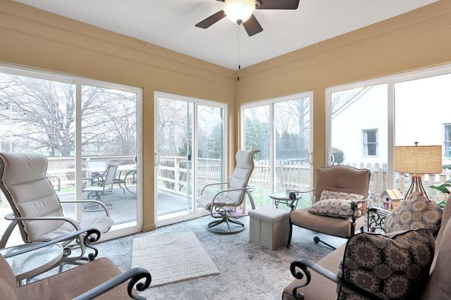 235 E Hocking Street, Canal Winchester, OH 43110