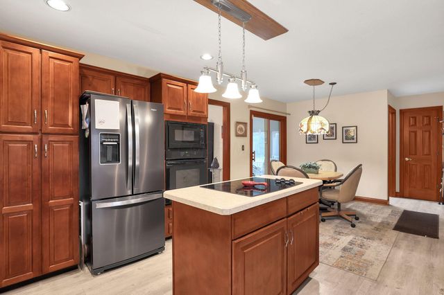 235 E Hocking Street, Canal Winchester, OH 43110