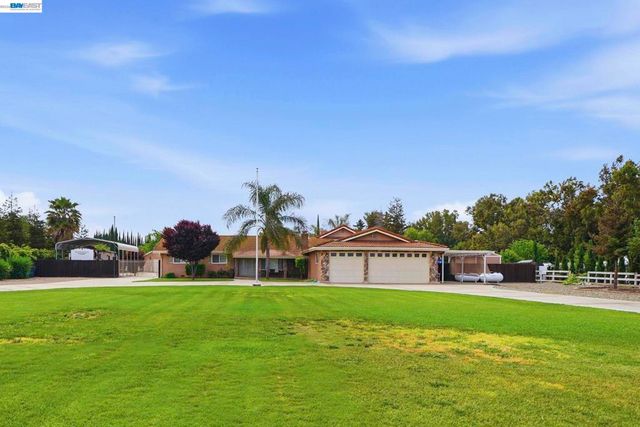 11378 Mountain View Rd, Tracy, CA 95376