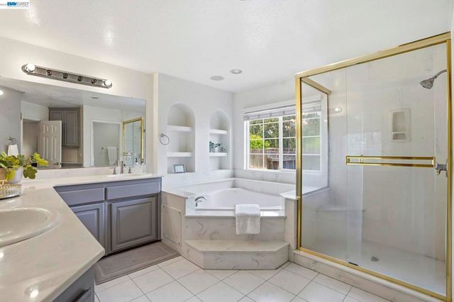 11378 Mountain View Rd, Tracy, CA 95376