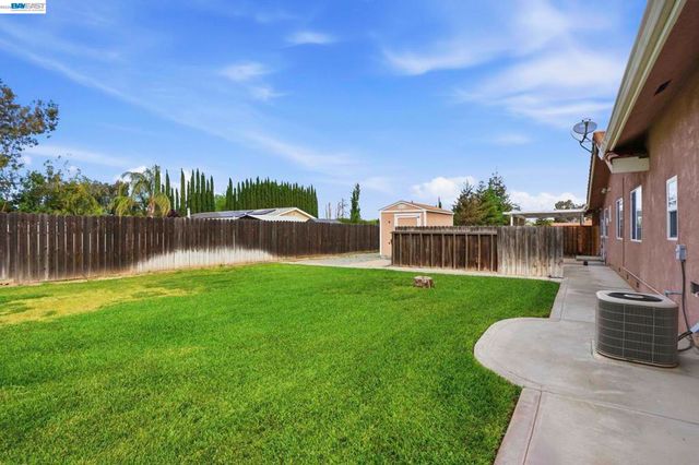 11378 Mountain View Rd, Tracy, CA 95376