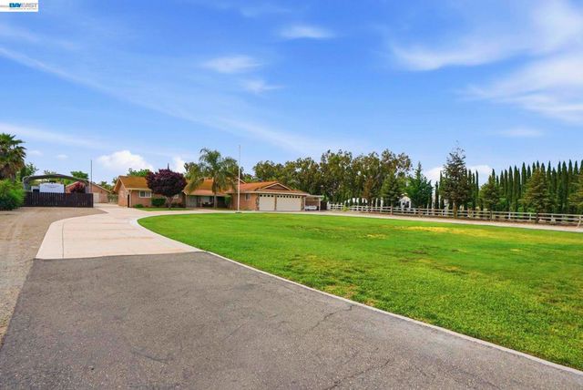 11378 Mountain View Rd, Tracy, CA 95376