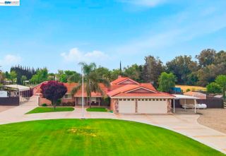 11378 Mountain View Rd, Tracy, CA 95376