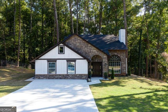 3563 Brenda Court, Douglasville, GA 30135