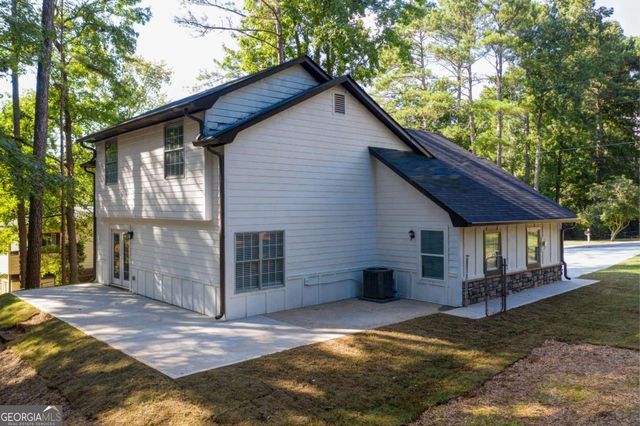 3563 Brenda Court, Douglasville, GA 30135