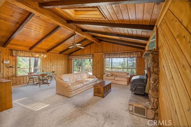 54481 Pinchot Dr., North Fork, CA 93643