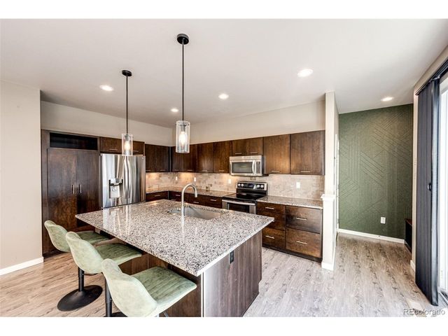 9652 Dunning Cir, Highlands Ranch, CO 80126
