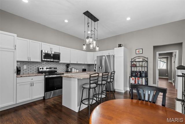 7205 Pennsylvania Avenue, St Louis, MO 63111