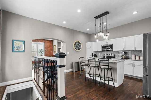 7205 Pennsylvania Avenue, St Louis, MO 63111