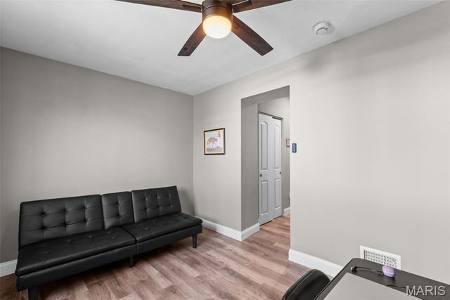 7205 Pennsylvania Avenue, St Louis, MO 63111