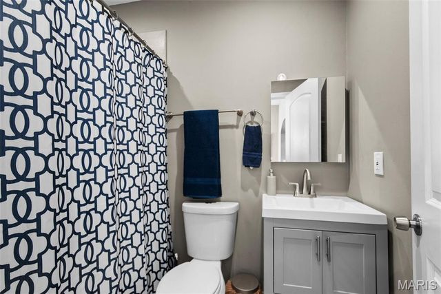 7205 Pennsylvania Avenue, St Louis, MO 63111