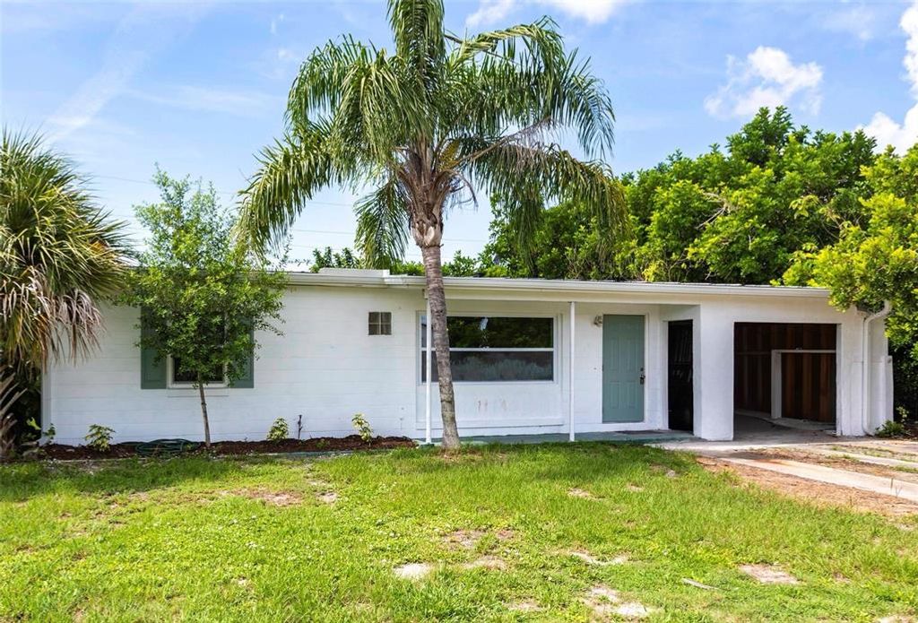 110 POINSETTIA CIRCLE NE, Port Charlotte, FL 33952