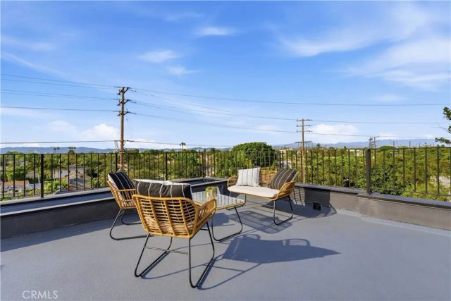 3601 Mclaughlin Avenue, Los Angeles, CA 90066