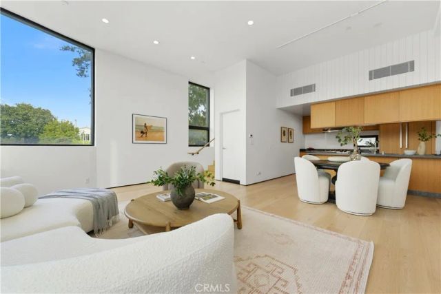 3601 Mclaughlin Avenue, Los Angeles, CA 90066