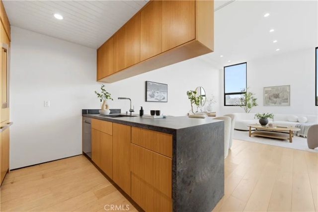 3601 Mclaughlin Avenue, Los Angeles, CA 90066