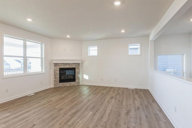 4282 132nd Avenue NE, Blaine, MN 55449