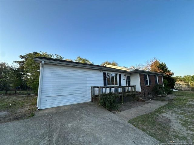 864 Durwood Drive, Fayetteville, NC 28311