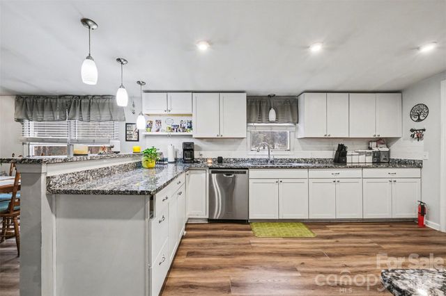 6107 RAINTREE Circle, Concord, NC 28027